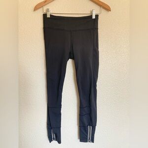Lululemon Runday Crop 7/8 Solid Black Leggings Ankle Zip Run Size 4
